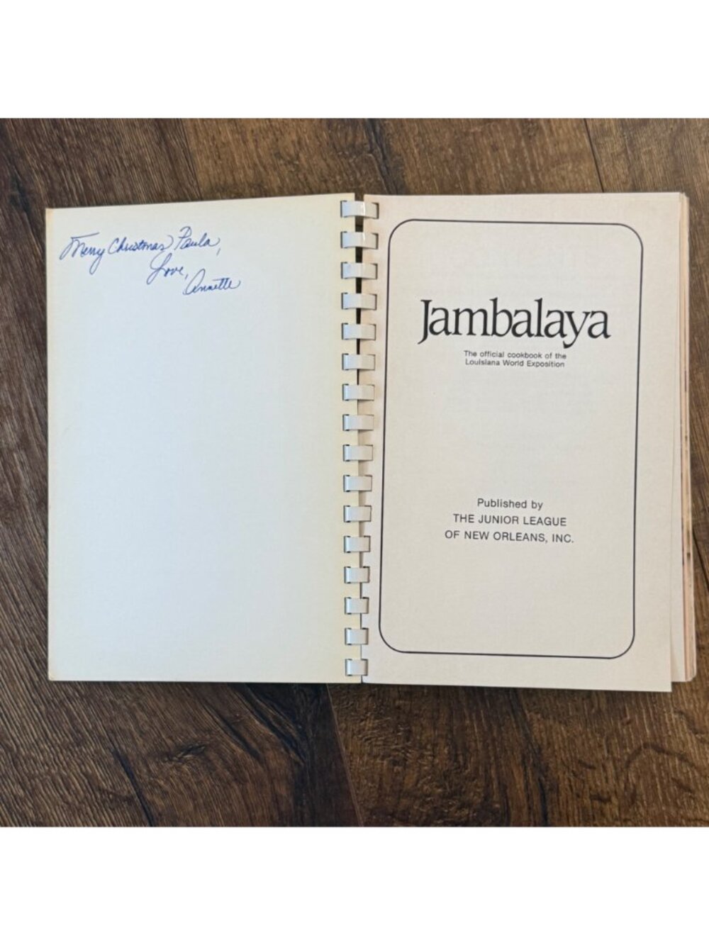 Jambalaya The Junior League of New Orleans Cookbook 1983 - Picture 2 of 6